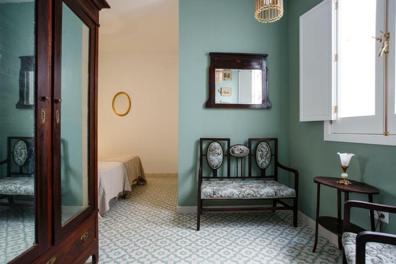 Suites Machado Sevilla Exteriér fotografie