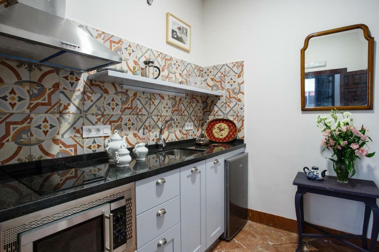 Suites Machado Sevilla Exteriér fotografie